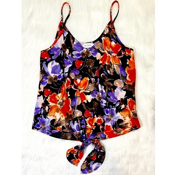 NWT Front Tie Tank Top Floral Sleeveless Blouse - Picture 1 of 12